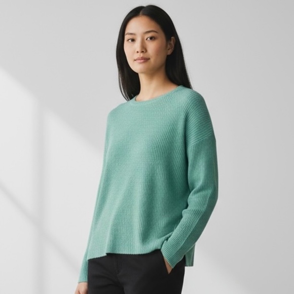 Eileen Fisher Sweaters - Eileen Fisher Cropped Ribbed Organic Linen Sweater Womens Sz. L  Large  Coastal
